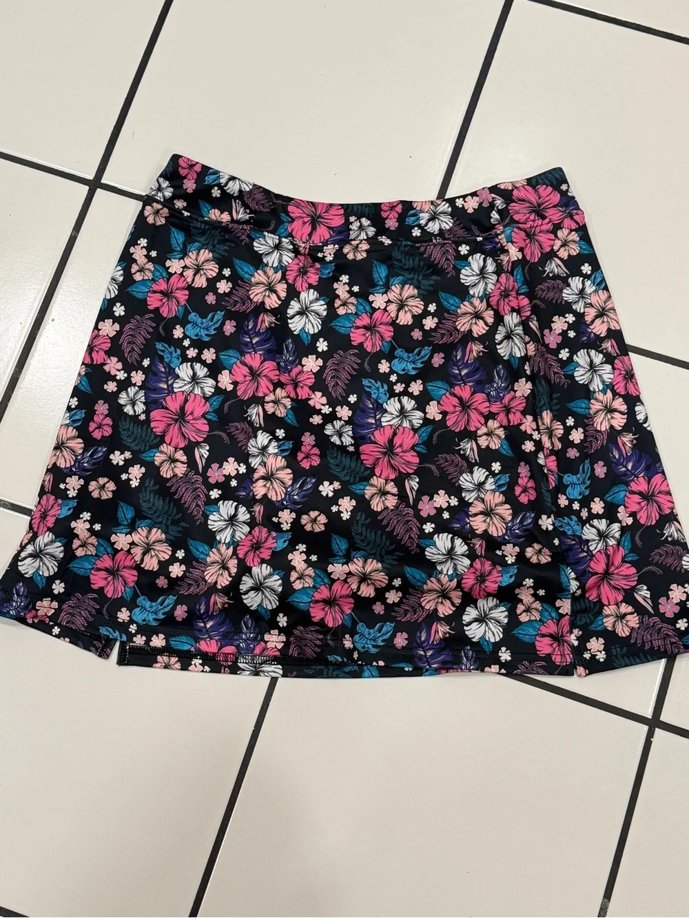 Ekouaer flirty line